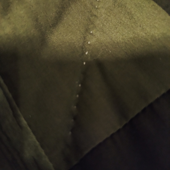 Amish made bargello quilt 104x114 - Picture 3 of 3